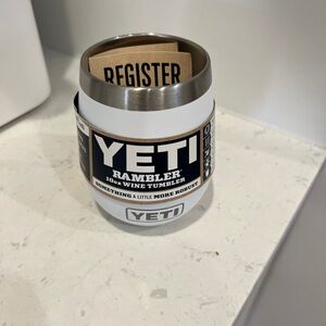 Yeti wine tumbler 10 oz white